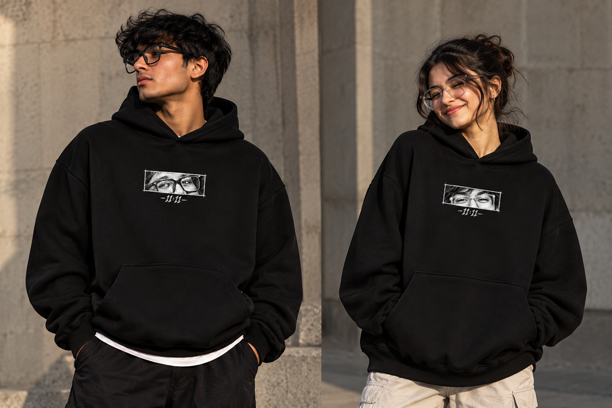 11:11 Connection Oversized Hoodie – Black